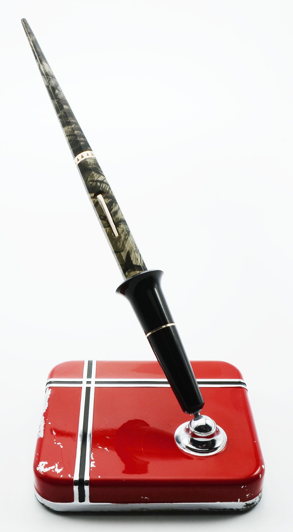 Wahl Eversharp Doric II Pen & Base (1930s) - Silver & Black Shell